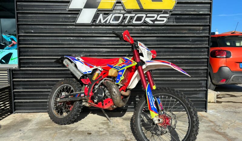 
								BETA RR 250 2T ENDURO – 2015 full									