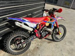 
										BETA RR 250 2T ENDURO – 2015 full									